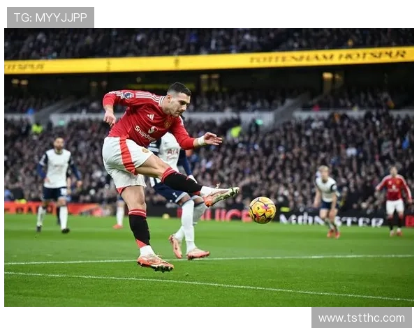 奥纳纳自信回归誓夺曼联主力位